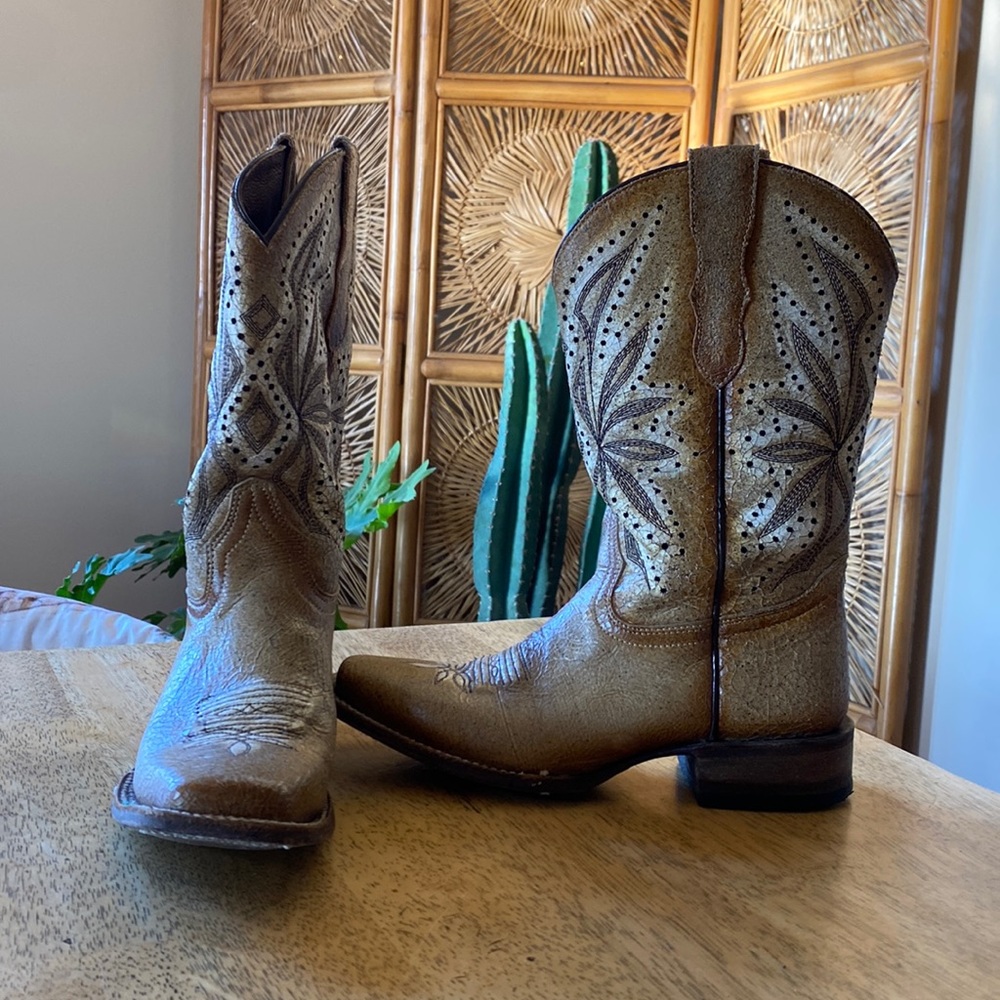 Circle G cowgirl boots